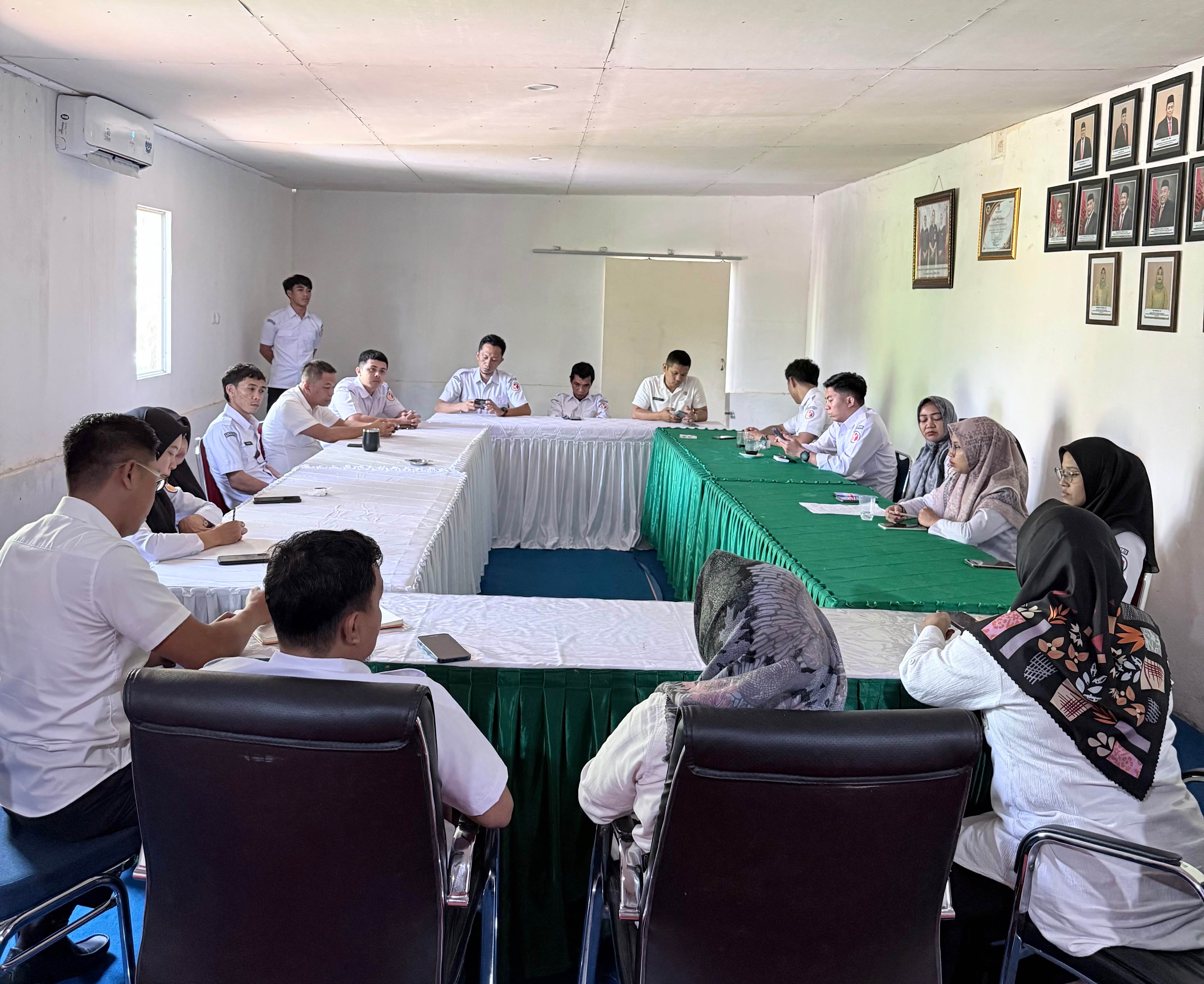 Rapat internal