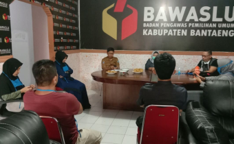 Pimpinan Bawaslu Gelar Rapat Terbatas